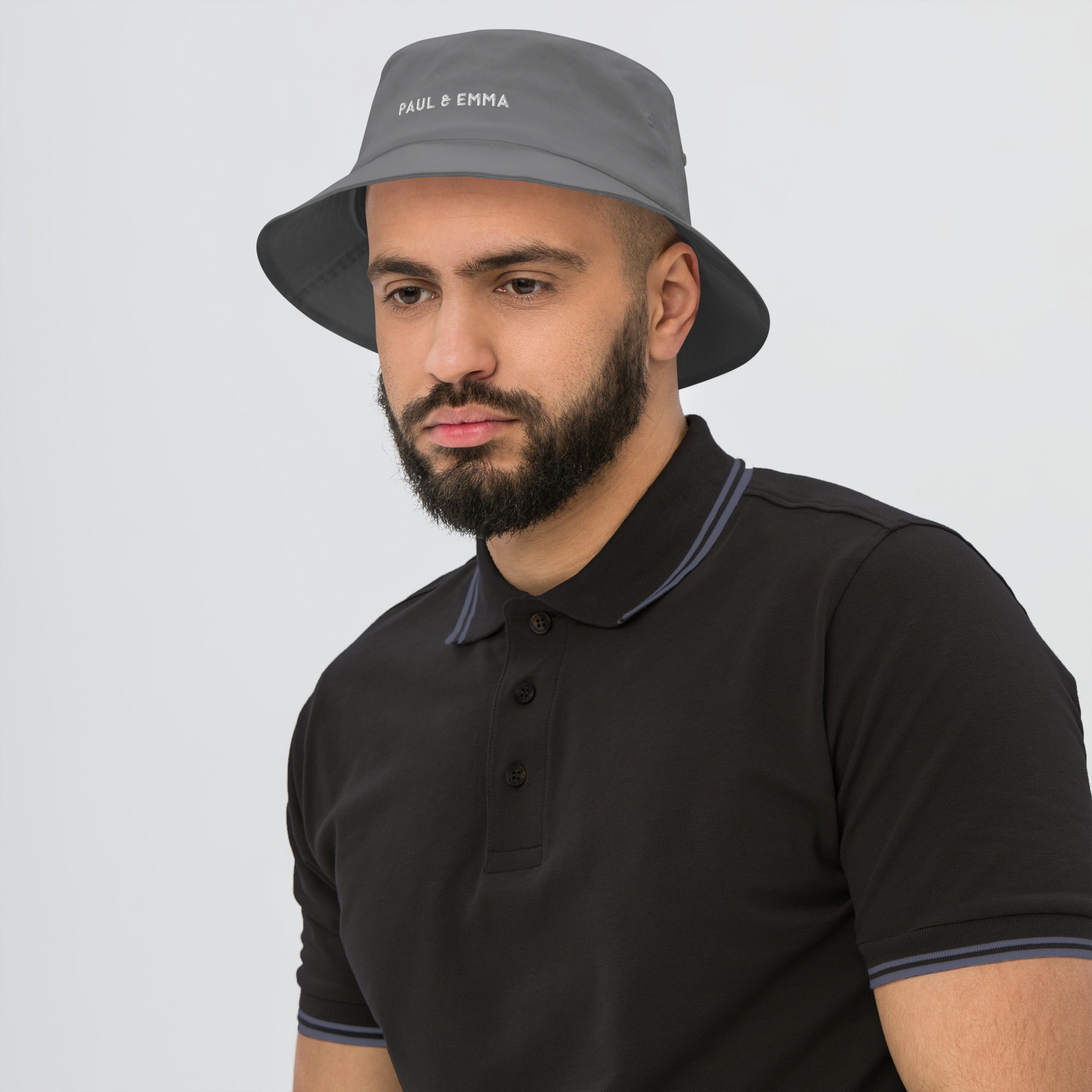 Fischerhut Bucket Hat mit gesticktem Paul Emma Logo - stylischer Hut für Hundebesitzer