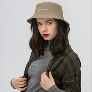 Fischerhut Bucket Hat mit gesticktem Paul Emma Logo - stylischer Hut für Hundebesitzer