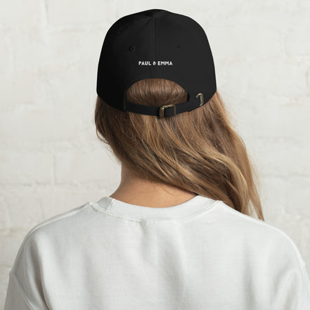 Baseball Cap mit weißer (R)AUSZEIT Stickerei - Paul & Emma Collection für Hundemenschen